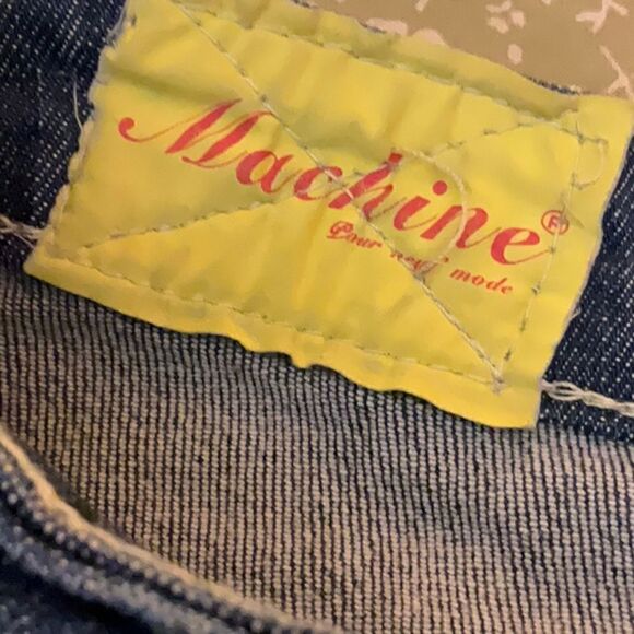 MACHINE BRAND distressed denim shorts in size small with roll up cuff - Picture 11 of 12